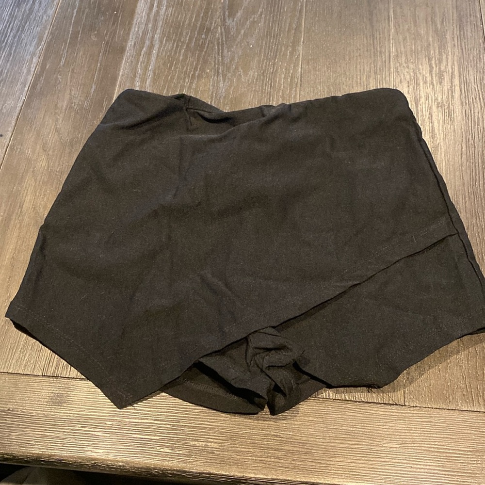 Skort